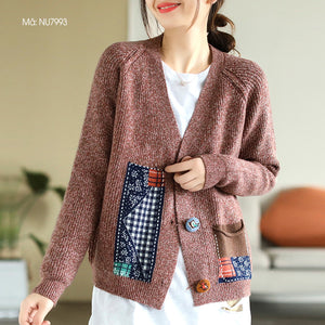 Áo khoác len dài tay cổ V khuy thêu kiểu - NU7990