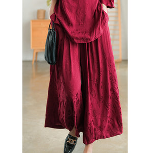 Quần baggy lưng thun ống rộng thêu hoa văn nổi - NU7542