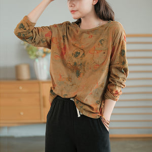 Áo T-shirt dài tay cổ tròn in retro một túi nhỏ - NU7781