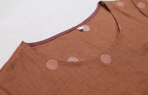Đầm liền linen ngắn tay cổ tròn thêu những chấm tròn - OD0628