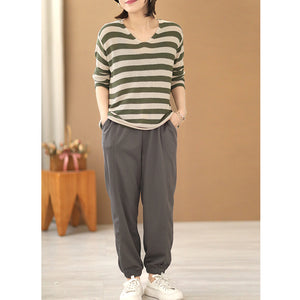 Áo T-shirt len dài tay cổ V kẻ sọc ngang - NU7677