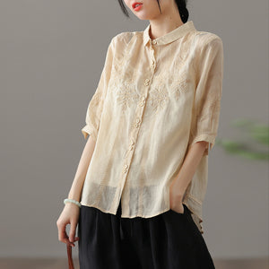 Áo sơ mi linen ngắn tay cổ pipi thêu những bông tuyết đối xứng - NU7182