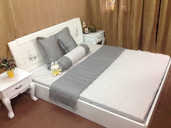 BỘ CHĂN GA LỤA HOA TRẮNG GHI - CG00414