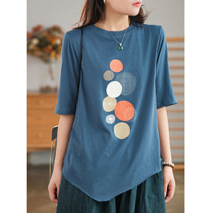 Áo T-shirt ngắn tay cổ tròn vạt chéo in những vòng tròn - NU7243