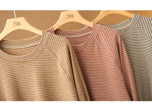 Áo T-shirt dài tay cổ tròn kẻ sọc nhỏ - NU7696