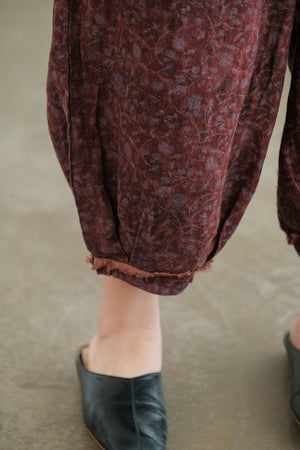 Quần baggy linen lưng thun hoa văn trừu tượng ống rộng - NU7085