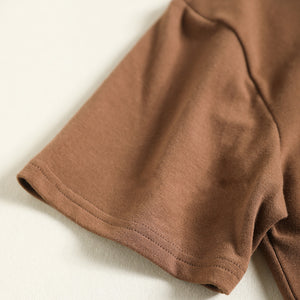 Áo T-shirt ngắn tay cổ tròn thêu hoa tulip - NU8447