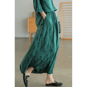 Quần baggy lưng thun ống rộng thêu hoa văn nổi - NU7542
