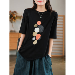 Áo T-shirt ngắn tay cổ tròn vạt chéo in những vòng tròn - NU7243