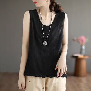 Áo T-shirt sát nách cổ tròn thêu hoa văn vòng xoáy - NU7448