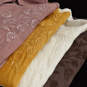 Áo sơ mi linen dài tay cổ đức thêu hoa đối xứng - NU6676