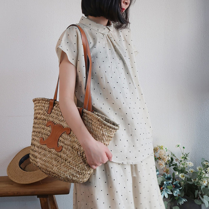 Áo sơ mi linen sát nách cổ cánh sen chấm bi khuy cài sau - NU7227