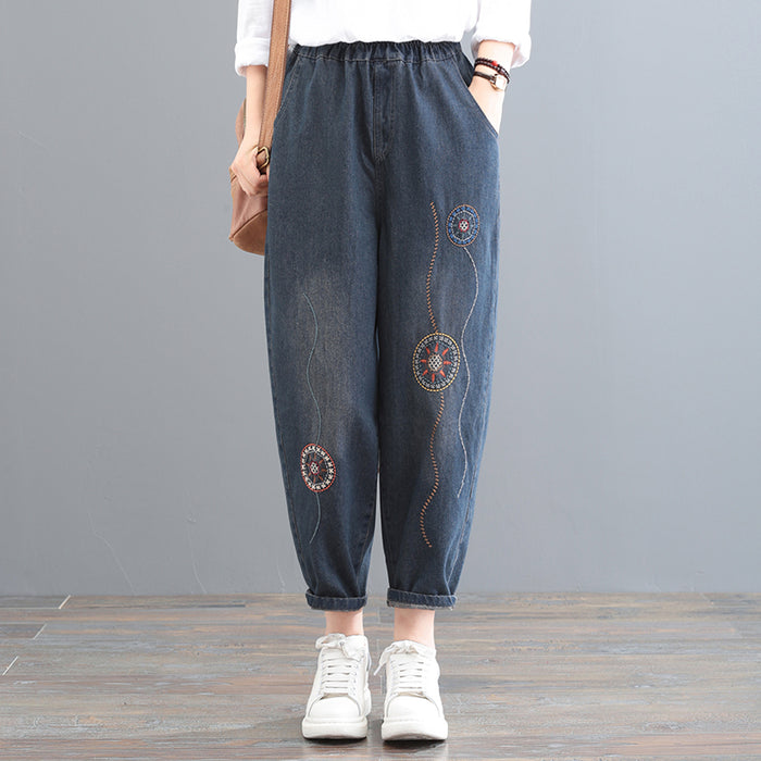 Quần baggy denim lưng thun thêu vòng tròn trừu tượng - NU7787