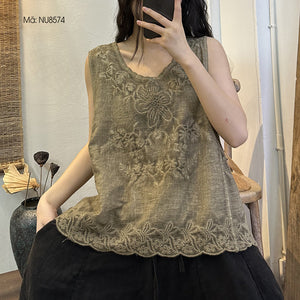 Áo T-shirt linen sát nách cổ tròn thêu hoa lá đơn sắc - NU8574