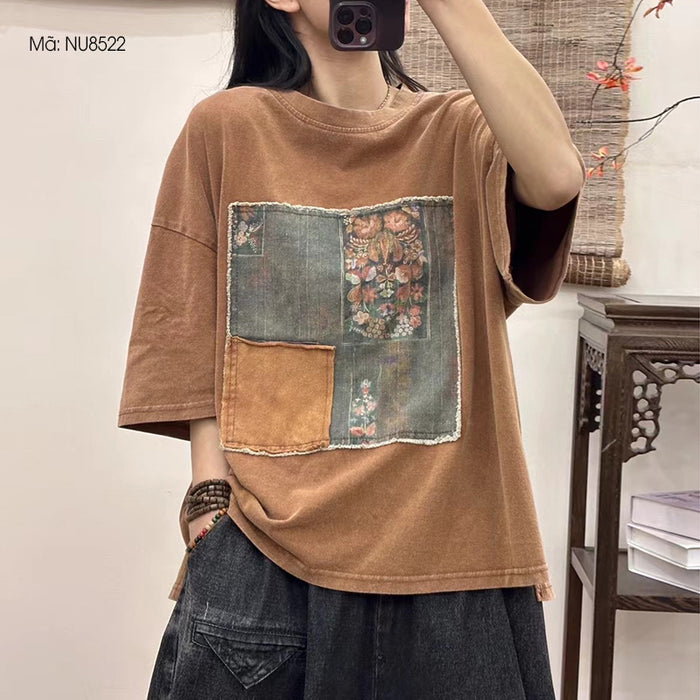Áo T-shirt ngắn tay cổ tròn ô vuông in hoa văn - NU8522