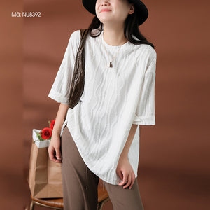 Áo T-shirt ngắn tay cổ tròn kiểu vặn thừng form rộng - NU8392
