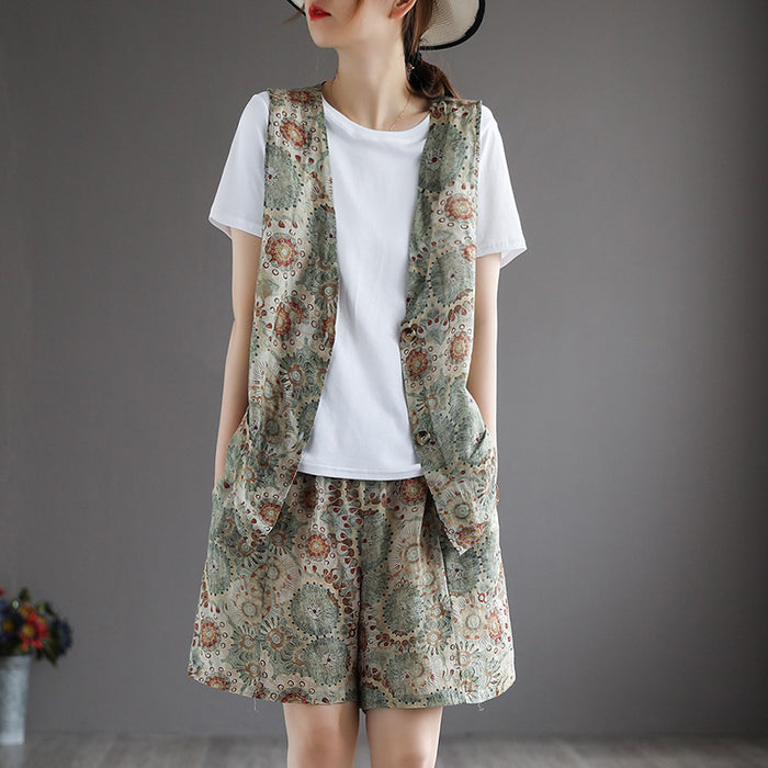 Bộ đồ linen gồm áo sơ mi vest sát nách và quần sooc in hoa văn - NU7128