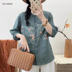 Áo sơ mi linen ngắn tay cổ đứng in hoa lá trước ngực - NU8642
