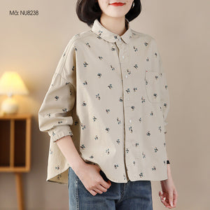Áo sơ mi dài tay cổ pipi một túi in hoa lá vạt mullet - NU8237