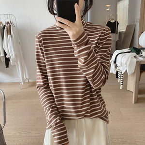 Áo T-shirt dài tay cổ lọ kẻ sọc ngang - NU8176