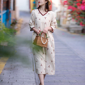 Đầm liền linen ngắn tay cổ V thêu nhành hoa đỏ - NU8433