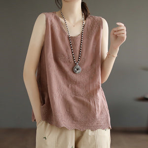 Áo T-shirt sát nách cổ tròn thêu hoa văn vòng xoáy - NU7448