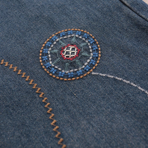Quần baggy denim lưng thun thêu vòng tròn trừu tượng - NU7787