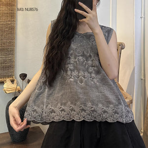 Áo T-shirt linen sát nách cổ tròn thêu hoa lá đơn sắc - NU8574