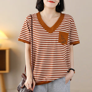 Áo T-shirt ngắn tay cổ V kẻ sọc một túi nhỏ - NU8535