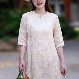 Đầm liền linen ngắn tay cổ tàu thêu hoa đơn sắc - NU8438