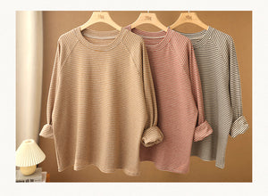 Áo T-shirt dài tay cổ tròn kẻ sọc nhỏ - NU7696