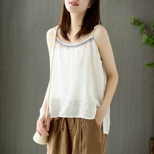 Áo T-shirt linen hai dây cổ thêu viền - NU8589