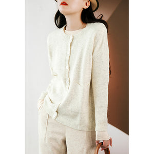 Áo khoác len cardigan dài tay cổ tròn hai túi vuông - NU7836