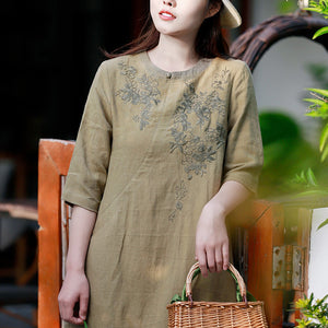 Đầm liền linen ngắn tay cổ tròn một khuy thêu hoa lá - NU8506