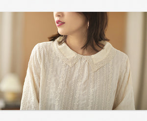 Áo sơ mi linen dài tay cổ tròn đính bèo thêu hoa lá hai chiều - NU6684