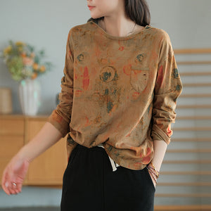 Áo T-shirt dài tay cổ tròn in retro một túi nhỏ - NU7781
