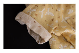 Áo sơ mi linen ngắn tay hai túi vuông in những chú chim - NU7433