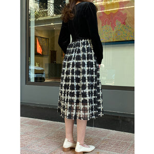 Đầm liền dài tay cổ vuông váy caro - NU8335