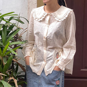 Áo sơ mi linen Morigirl dài tay thêu hoa lá túi tròn  - NU8319