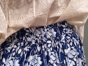 Chân váy retro in hoa lá đơn sắc - NU8638
